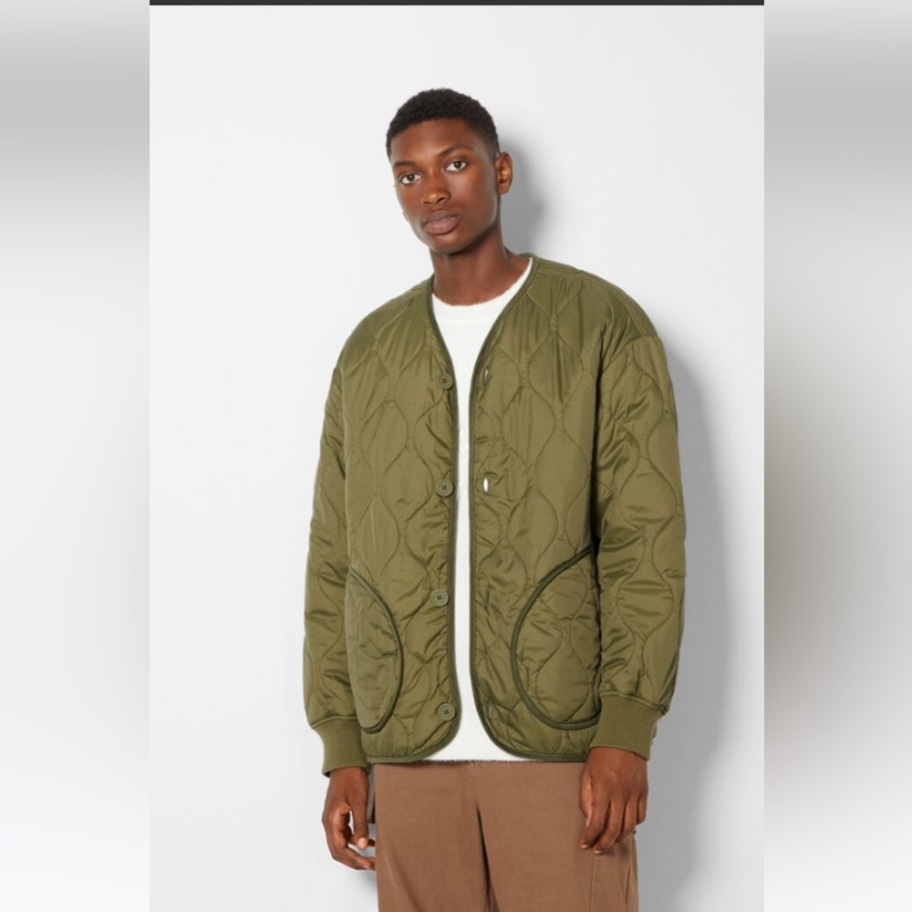 Bershka Green Quilted V- Neck Jacket